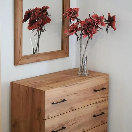 Anna's Apartman Kremasztí