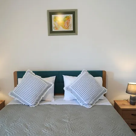 Anna's Apartmán Kremastí