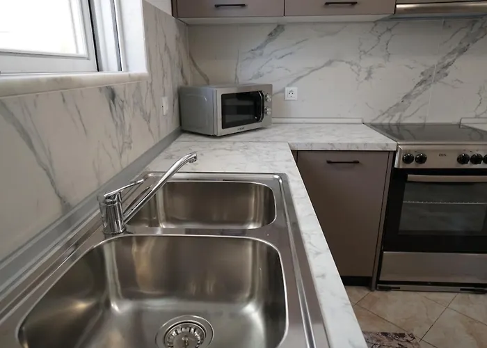 Anna's Apartmán Kremastí