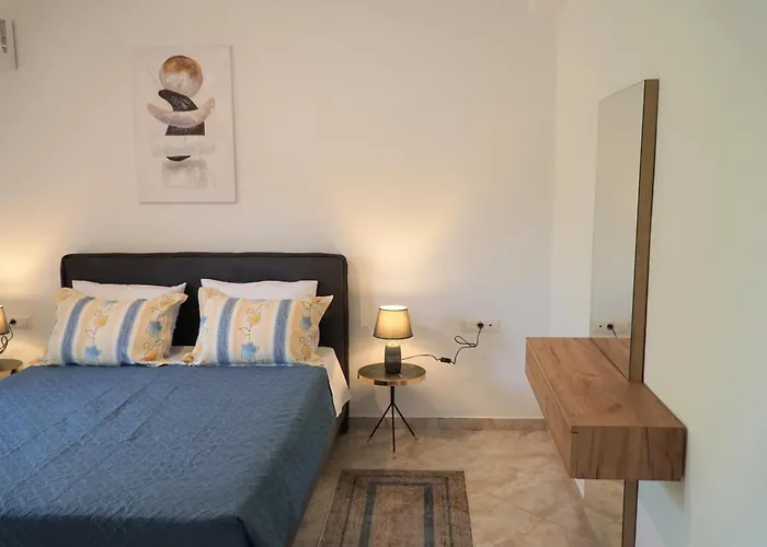 Anna's * Kremastí
